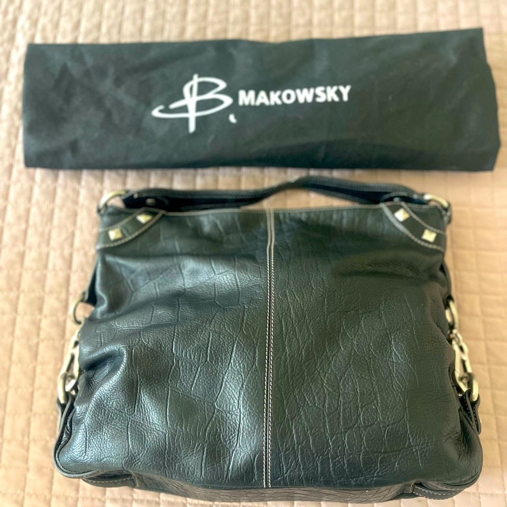 B. Makowsky purse tote